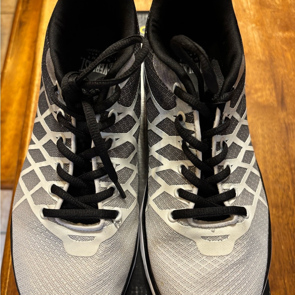 Everlast Sport Black and Gray Sneakers